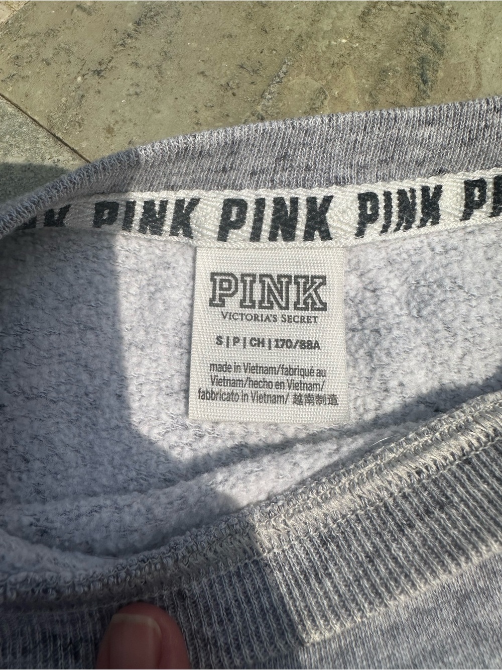 PINK Victoria's Secret Heather Gray Logo Crewneck Sweatshirt size S - Picture 2 of 3